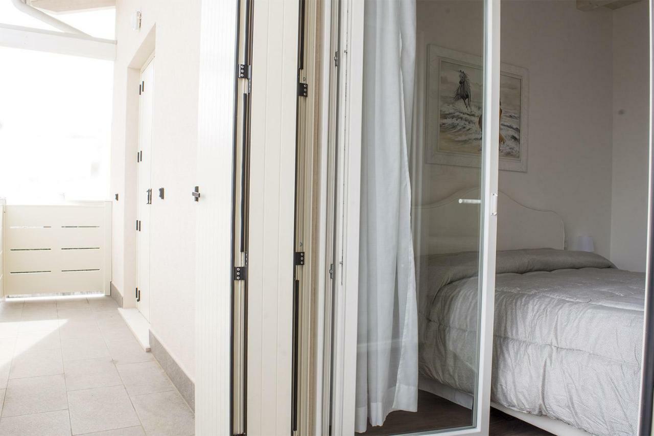 Home Suites Home Salionze Ngoại thất bức ảnh